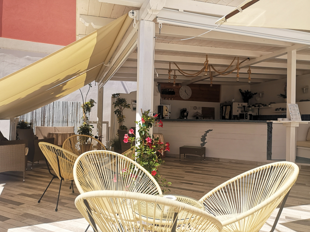 esterni b&b ponza da laura