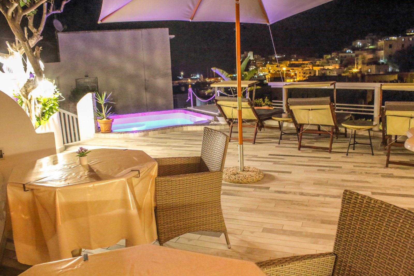 bnb con piscina isola di ponza